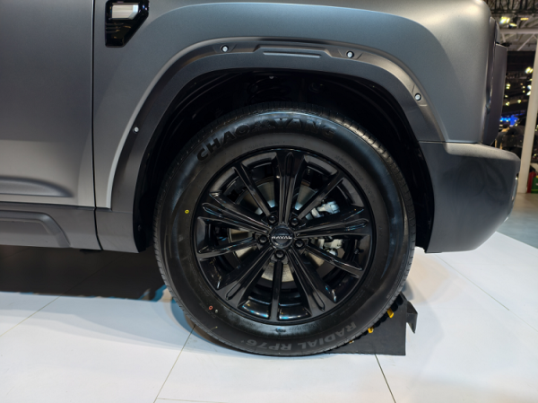 国尚策略 硬派越野无需太贵！哈弗猛龙燃油版，粤港澳车展13.69万就能搞定